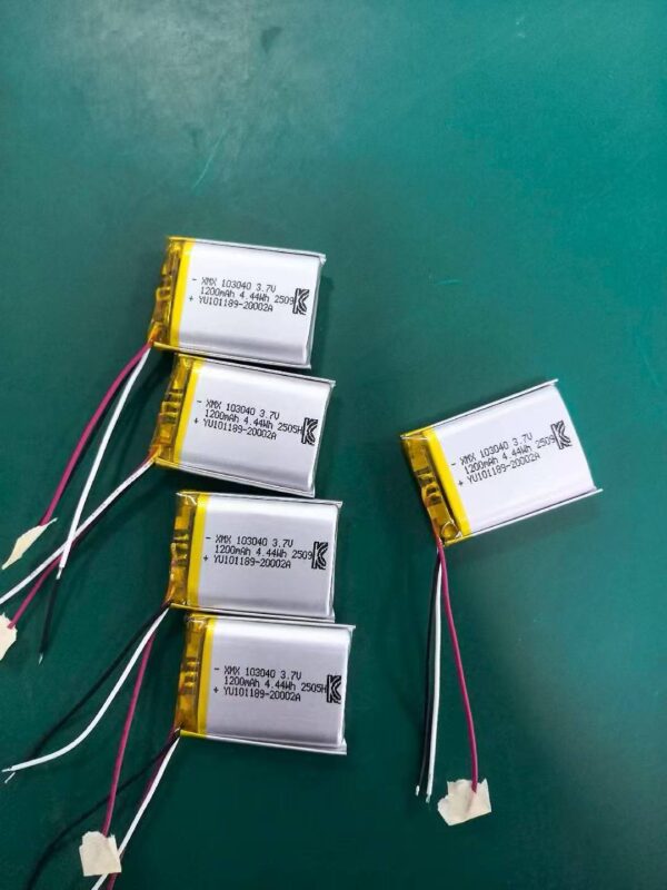 103040 3.7V 1400mAh LiPo Battery