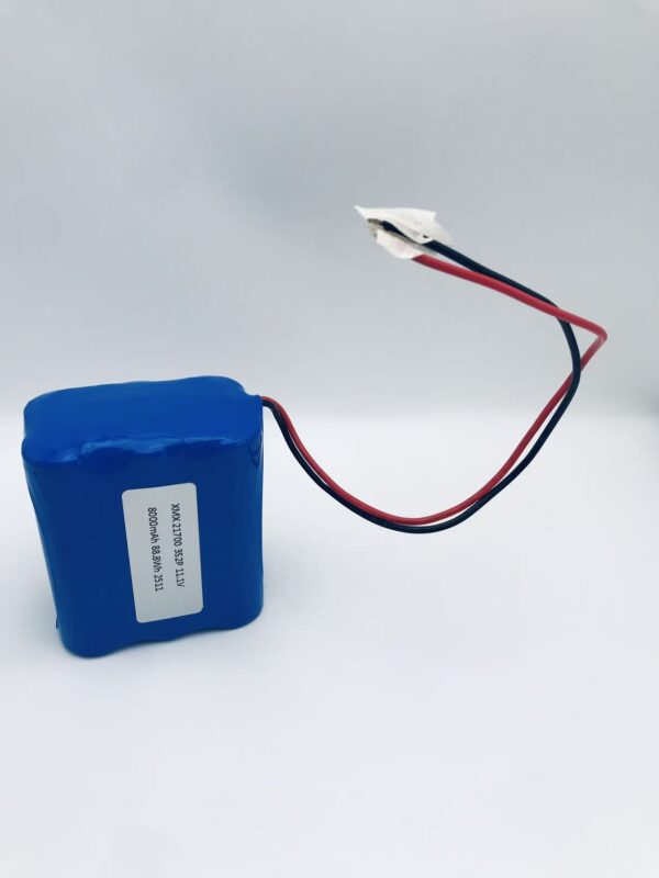 21700 3S2P Lithium Battery Pack 11.1V 8Ah for Solar LED Light — Built-in BMS Protection Rechargeable Li-ion