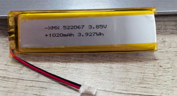522067 3.7V 1020mAh LiPo Battery