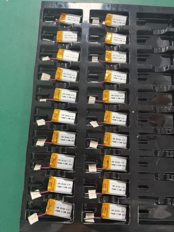 351423 3.7V 900mAh LiPo Battery